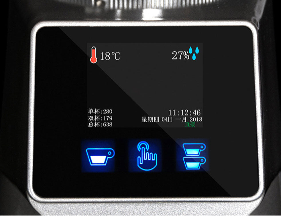 Coffee My Cup: Digital display panel of a washing machine with temperature, humidity, and time indicators.